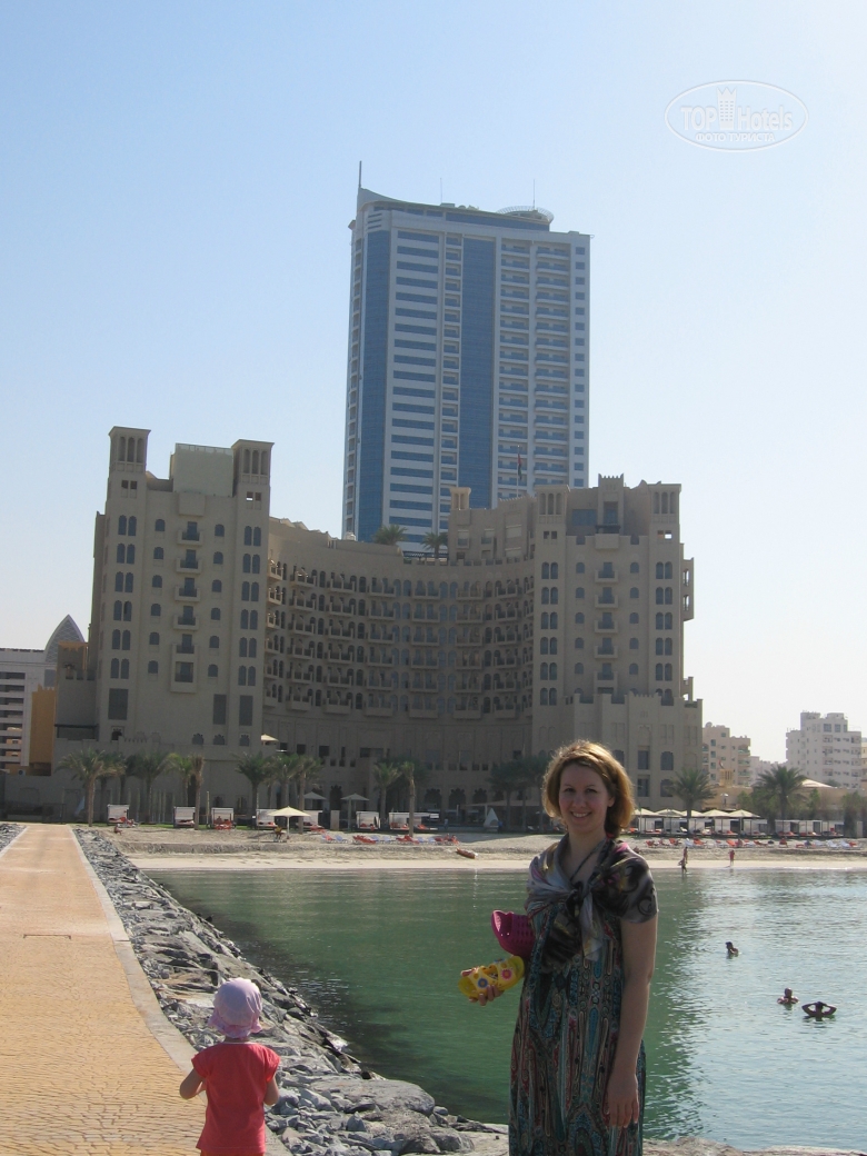 Bahi Ajman Palace Hotel Дубай